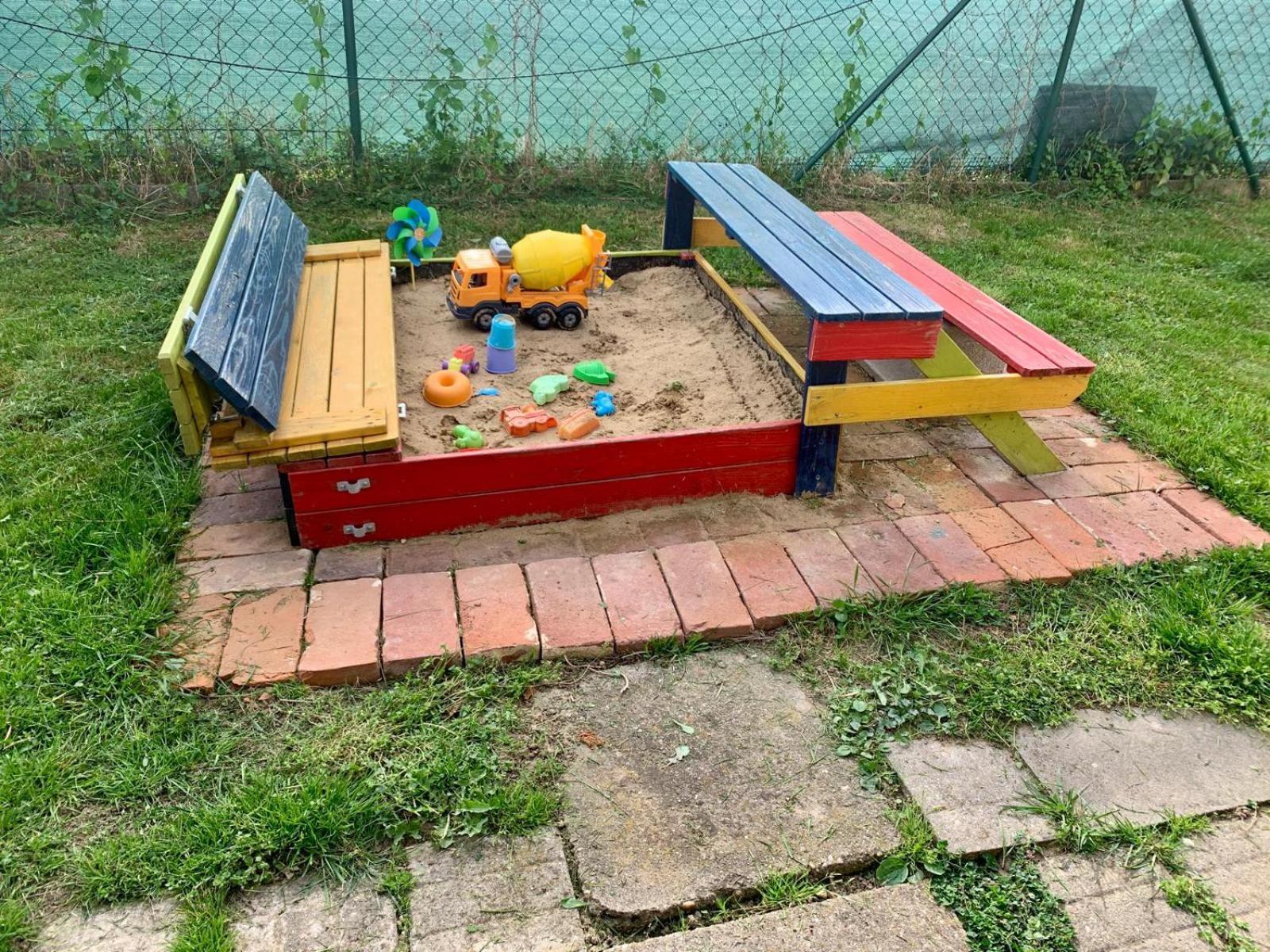 Chata Pod Kopcem Uhersky Ostroh Exterior foto